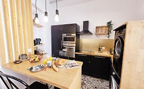 Le Jardin Vert, Paisible Maison De Ville